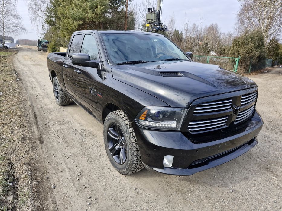 Dodge RAM SPORT 5.7 HEMI 4x4 Quad cab Zarejestrowany!
