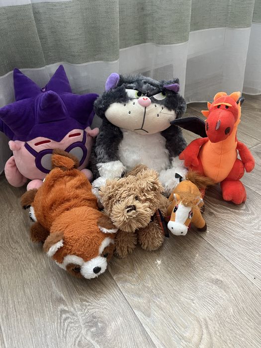 Іграшки одним лотом