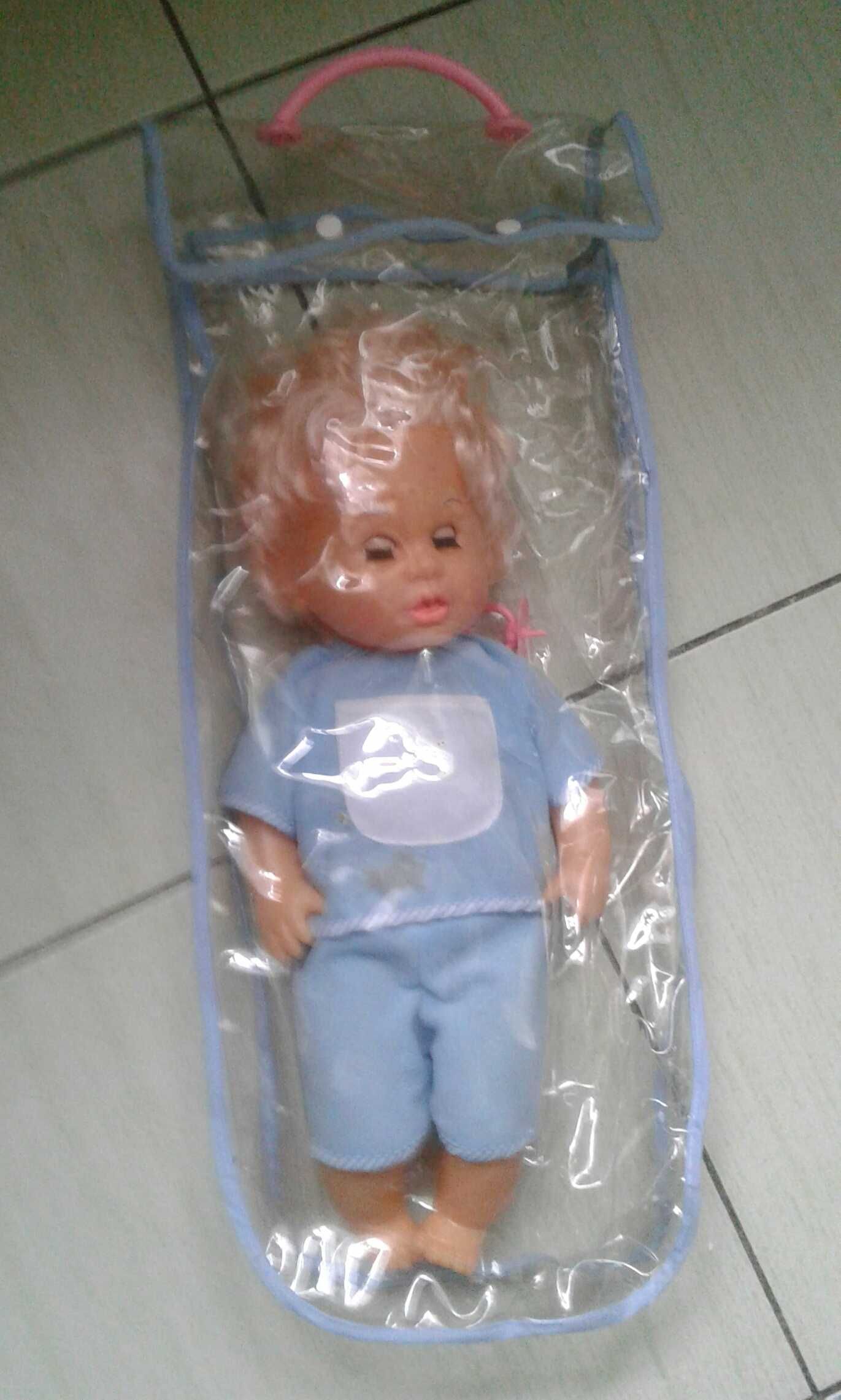 Кукла пупс в сумке
