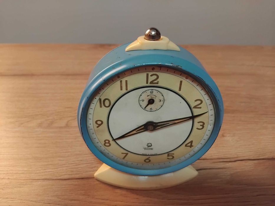 Poltik budzik polski zegar ponad 50 letni sprawny