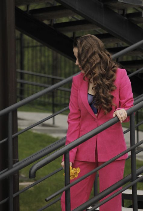 Костюм фірма Вовк vovk  брюки штани і піджак рожевий