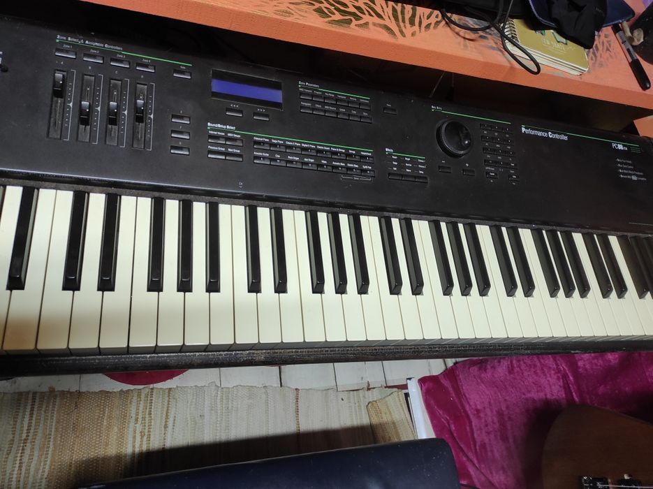 Синтезатор kurzweil pc 88 mx