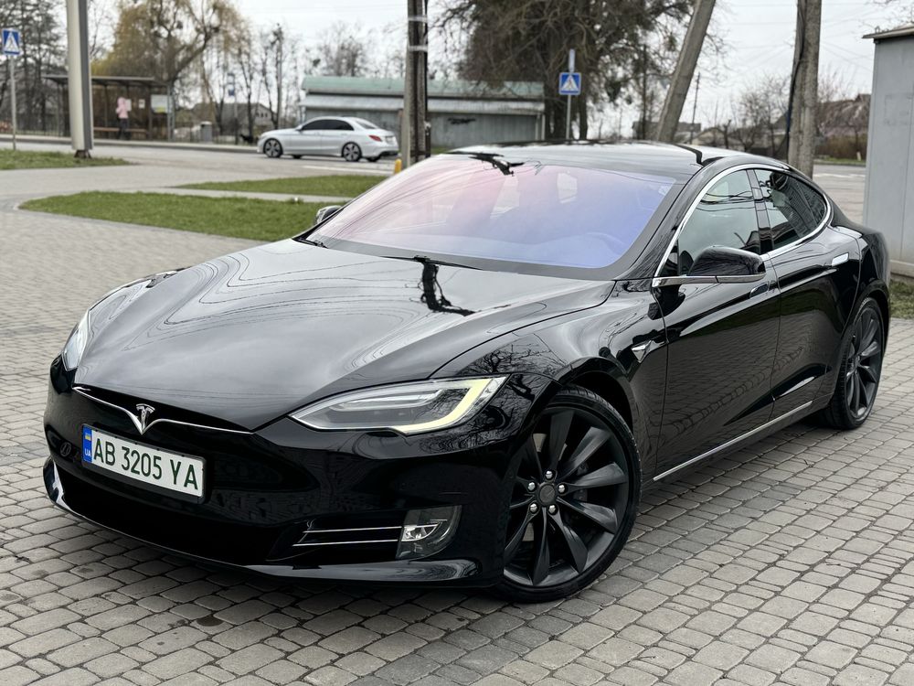 TESLA MODEL S Европа (Німеччина) Рестайлінг 2018