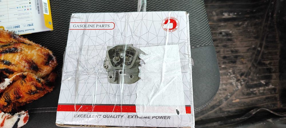 Головка на бензиновый двигун 188F