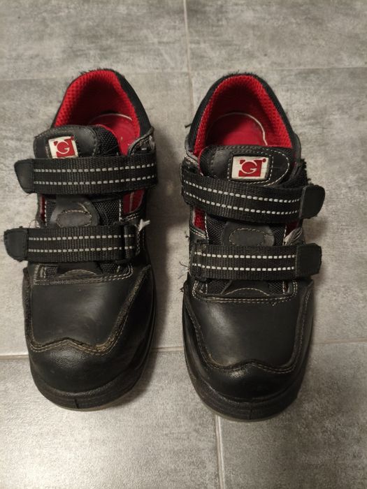 2x Buty robocze z blachą w noskach