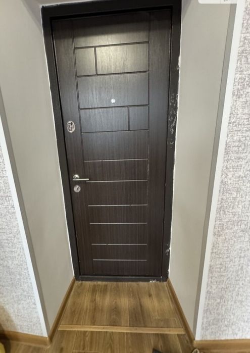 Продаж великої кімнати 22 , 3 м. кв. Ближнє Замостя .Центральний ринок