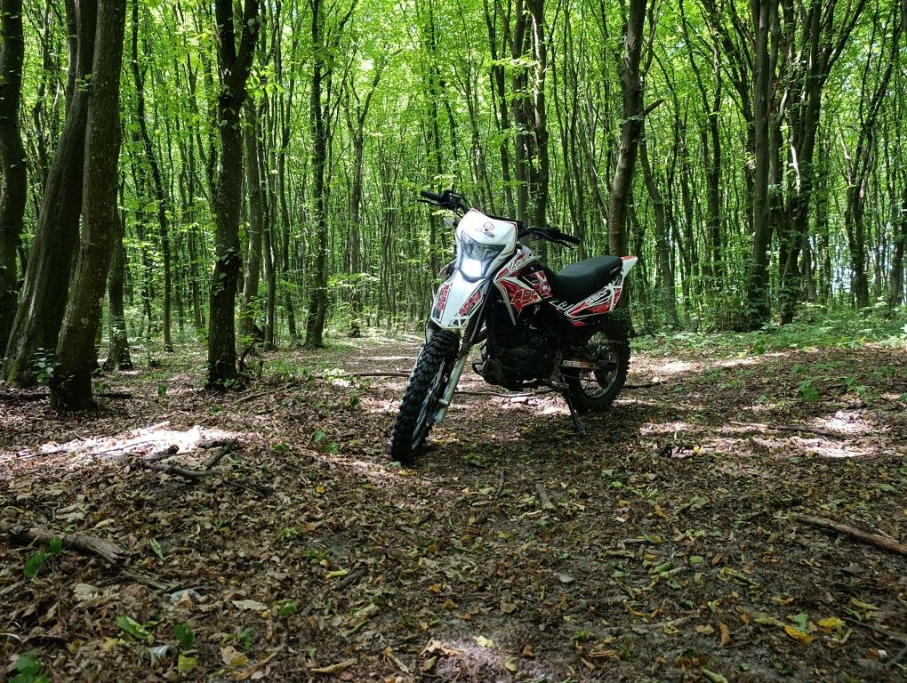 Geon X Road 200.