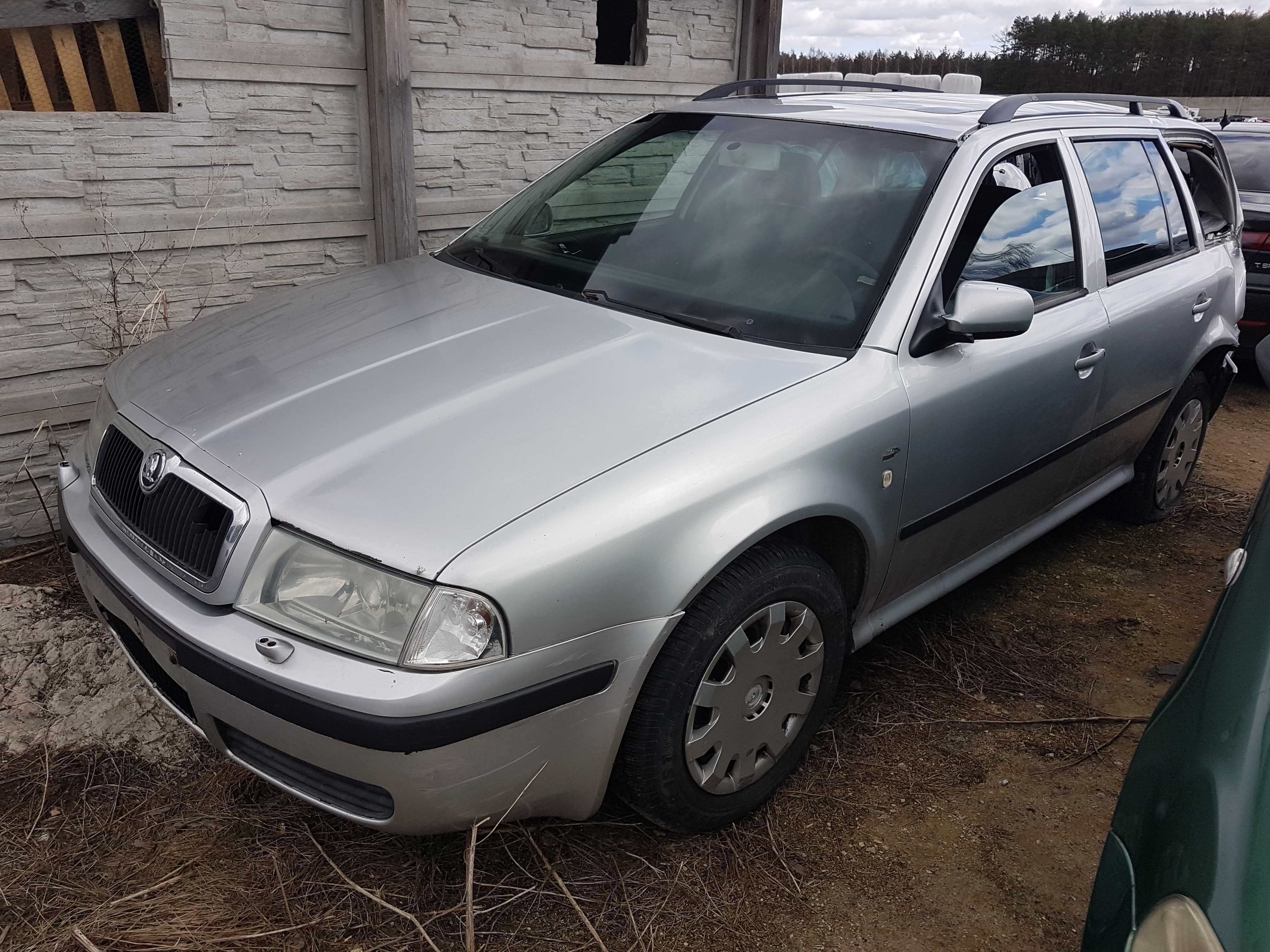 Skoda Octavia i Liftback, Kombi 1.6 8V 1.6 16V 1.8 T Części