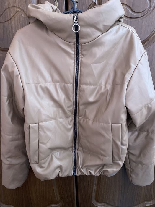 Курточки женские