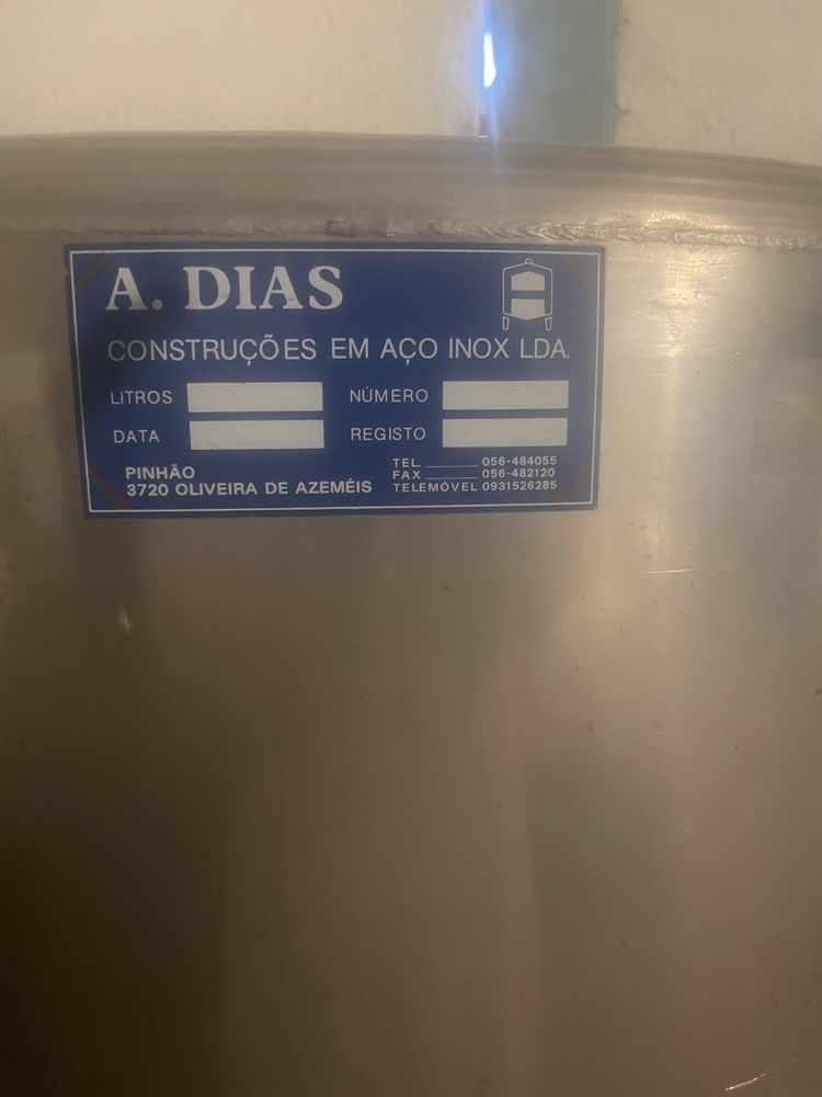 Cubas vinho 800 litros