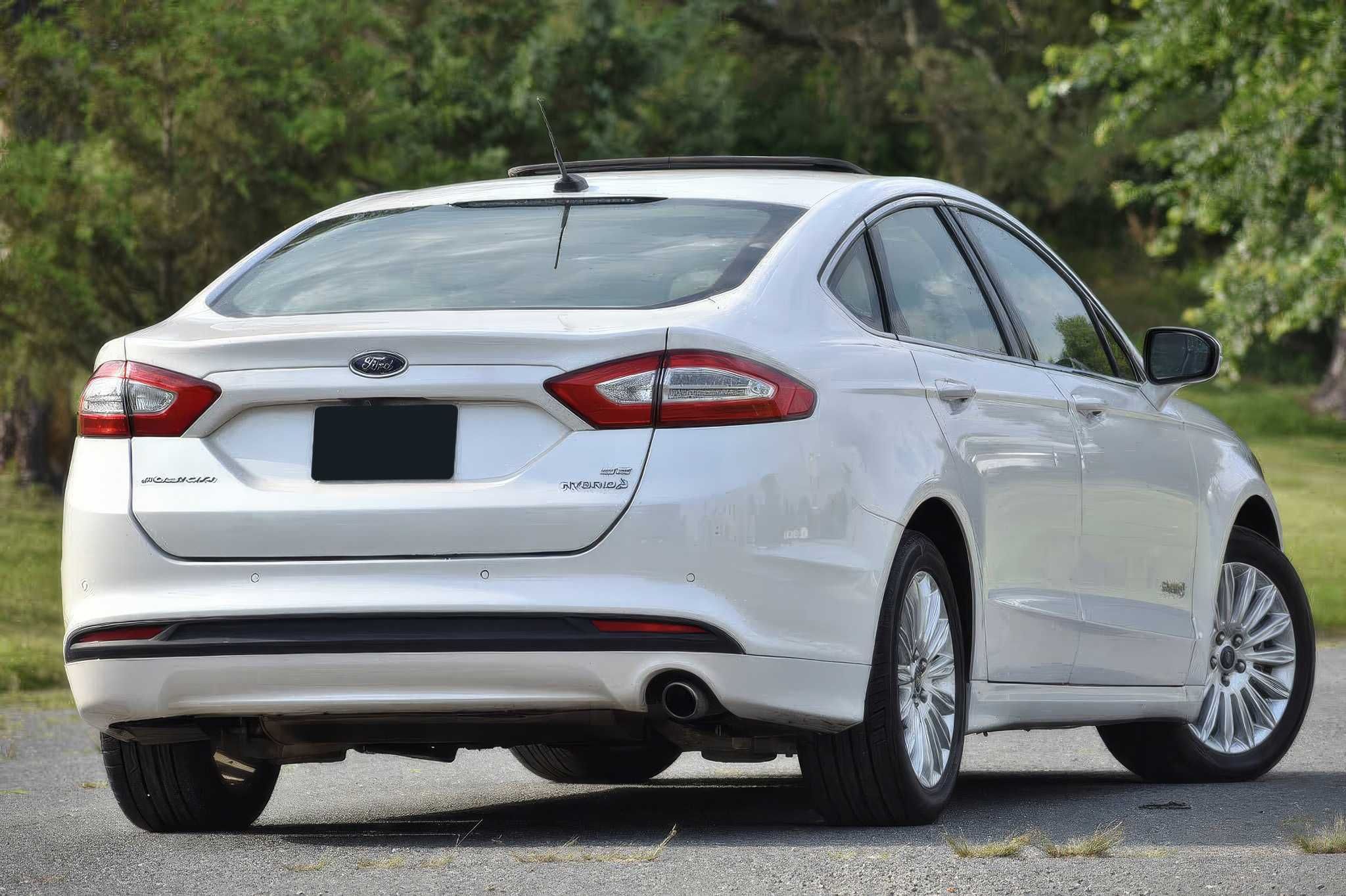 2014 Ford Fusion Hybrid SE
