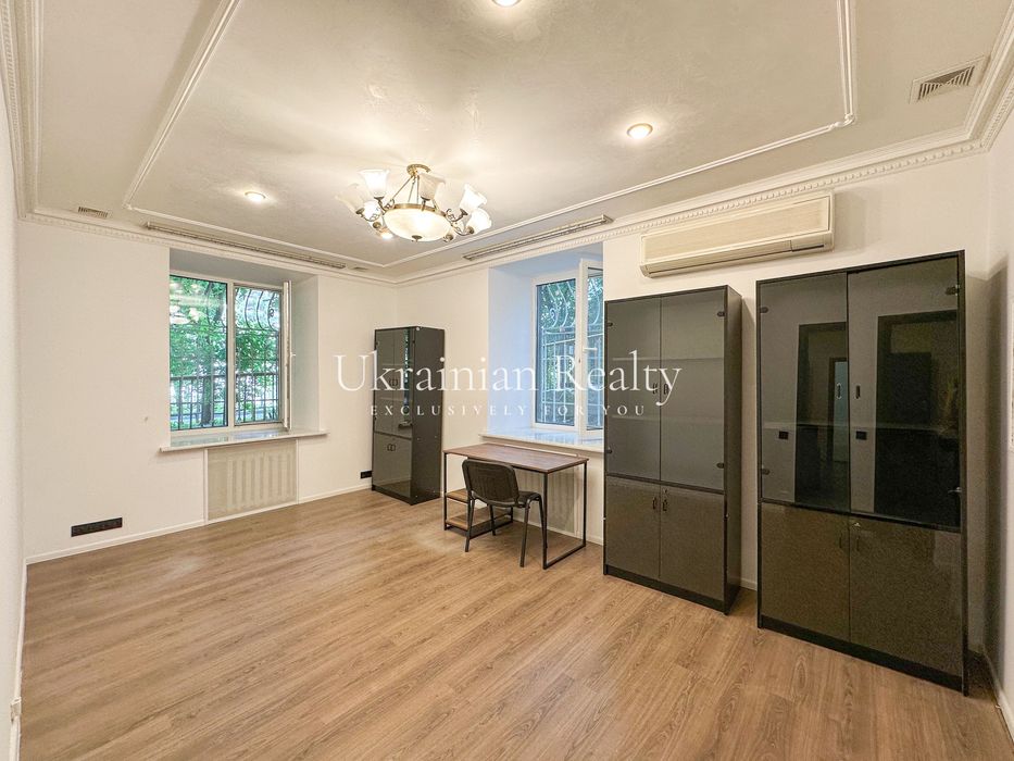 Комерційне приміщення на Арсенальній! вул. Грушевського. 34/1 БЕЗ %