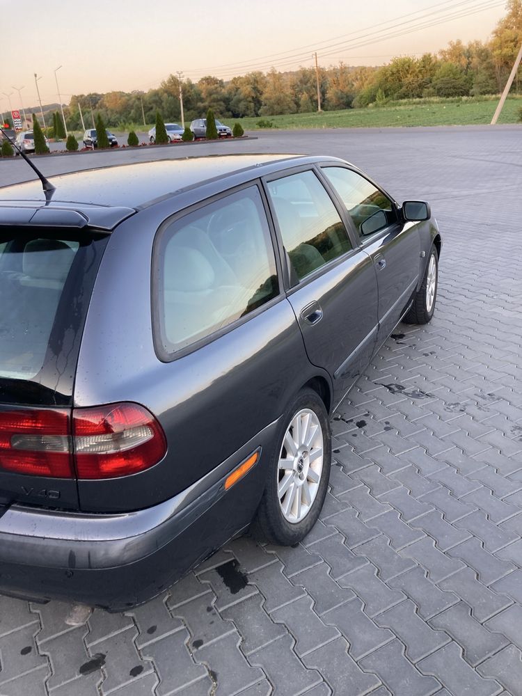 продам Вольво V40