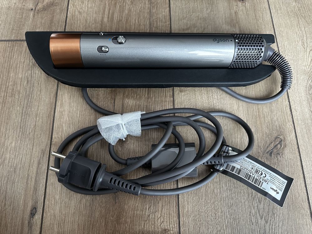 Dyson airwrap long multistyler