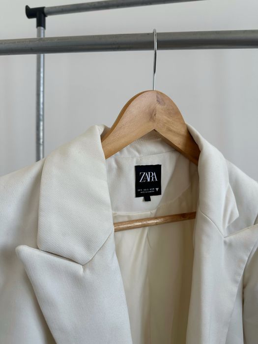 піджак від бренду ZARA