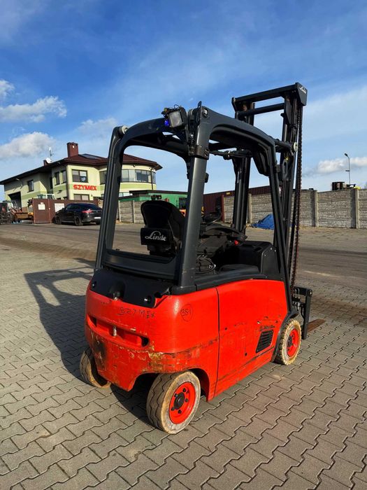 wózek widłowy elektryczny LINDE E16PH przesuw pozycjoner wideł 2011rok