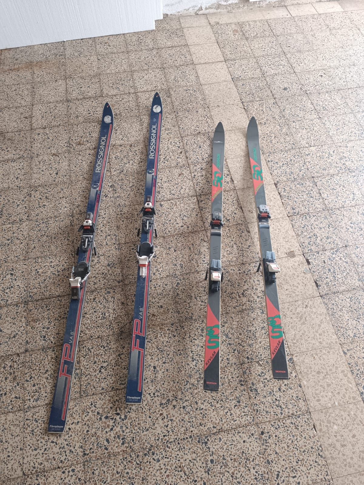 Skis (como novos)