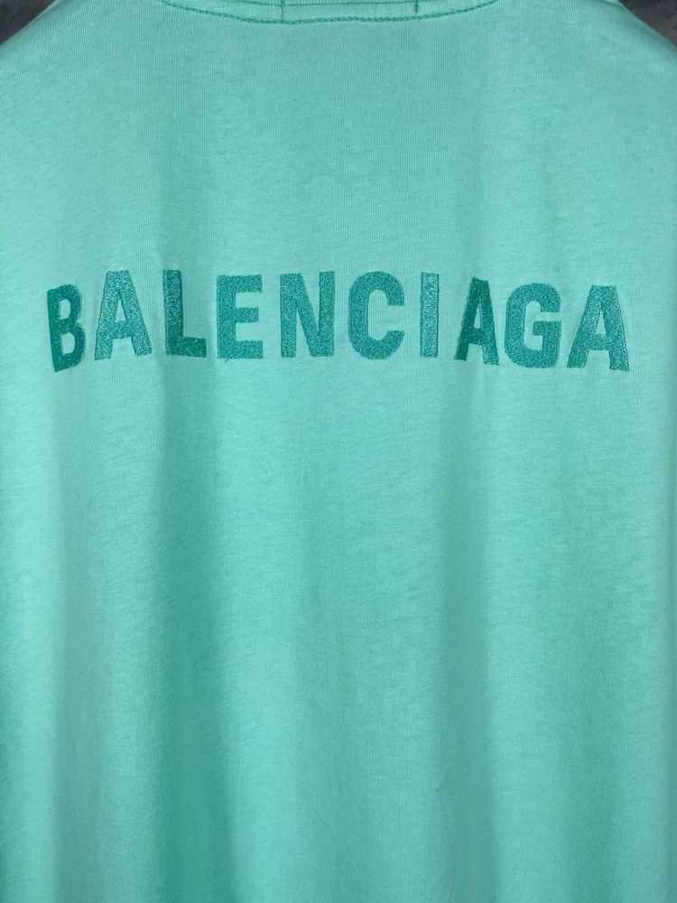 Футболка balenciaga унисекс обємна оверсайз