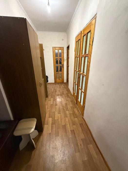 Продаю 2х комнатную квартиру в Центре.