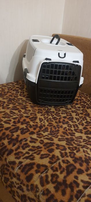 Переноска для котів та собак ВЕЛИКА НОВА 55×36.5×33см IRAK-plast