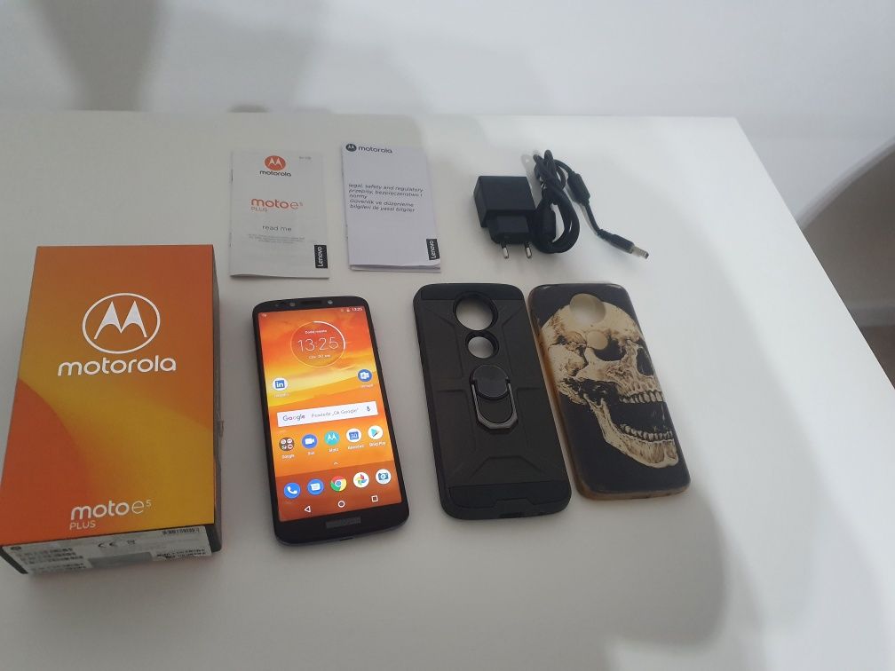 Smartfon MOTOROLA LENOVO caly komplet folia na ekranie od nowosci dowó