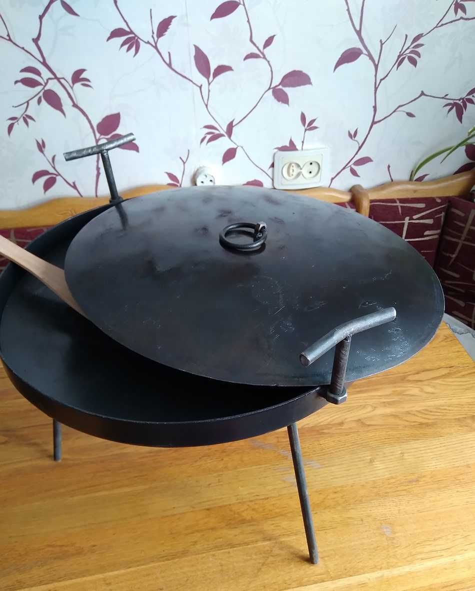 На вогонь з диску 40 см сковорідка готувати на дровах додана кришка
