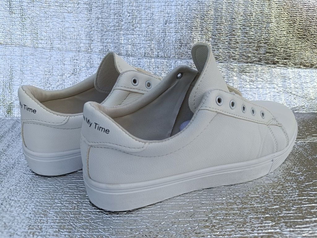 Buty damskie młodzieżowe białe sznurowane 6 39