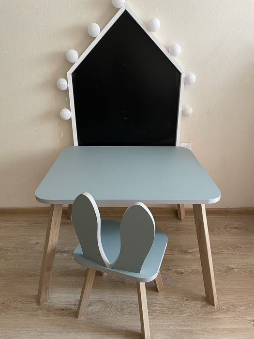 Столик та стілець набір Знижка