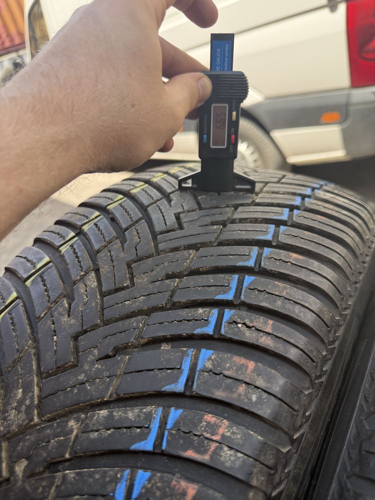 Шины БУ 235 55 R 19 Pirelli Scorpion all season SF2 комплект всесезон