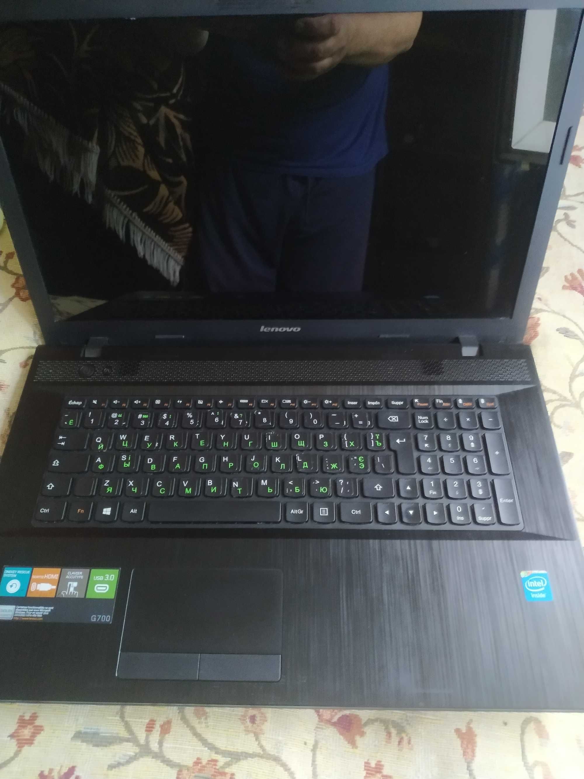 Продаю Lenovo G700.