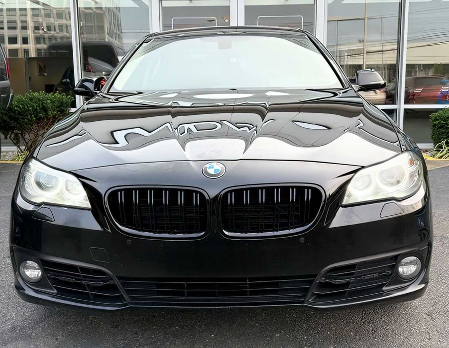 BMW 5 Series      2016