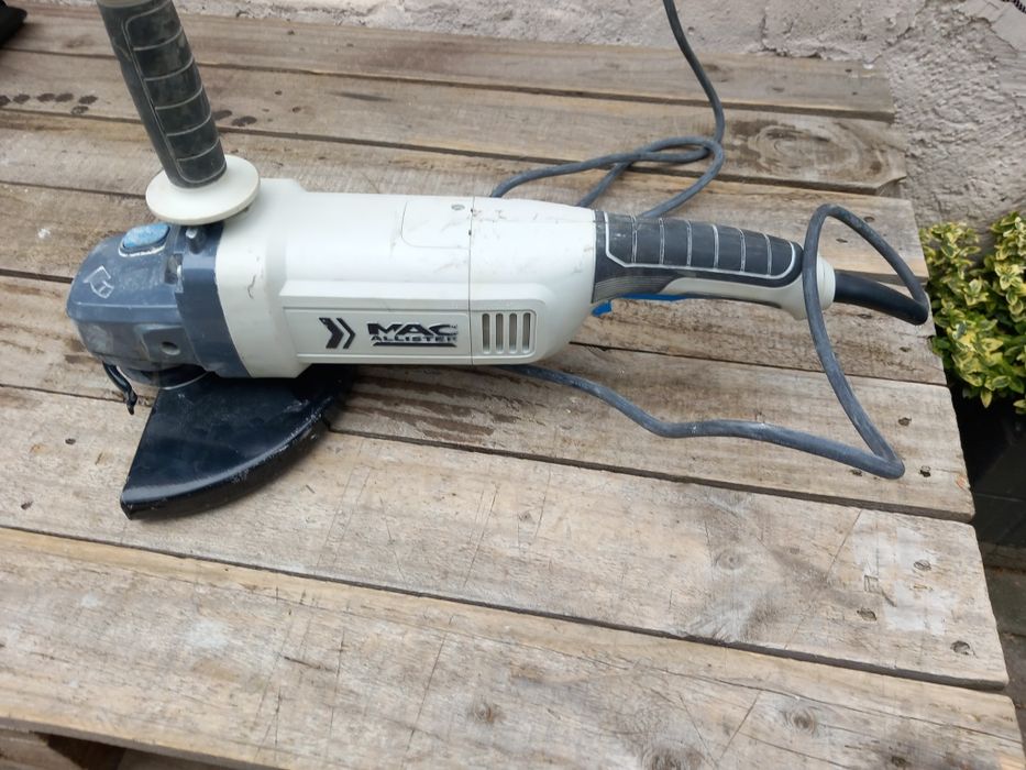 Szlifierka kątowa MacAllister 230 mm 2000 W