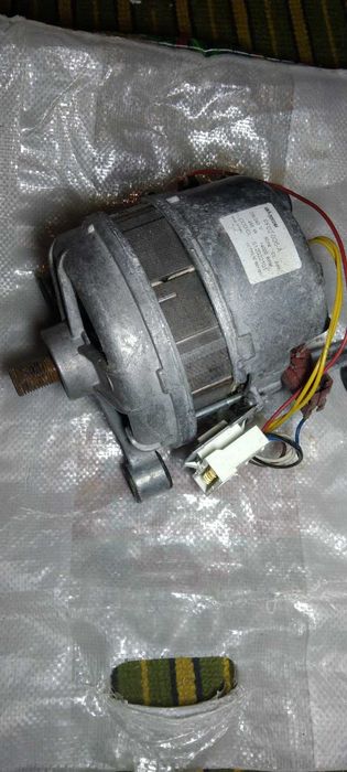 двигатель стиральной машины Nidec PF02-006-A.