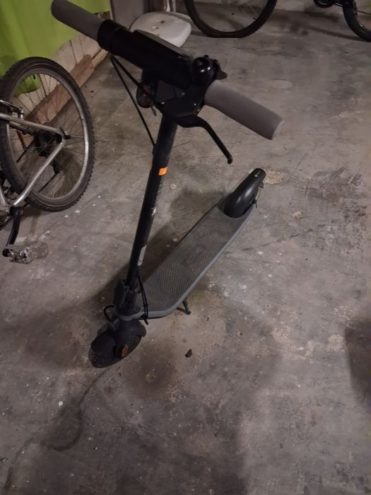 Trotimete eletrica (Ninebot E2)