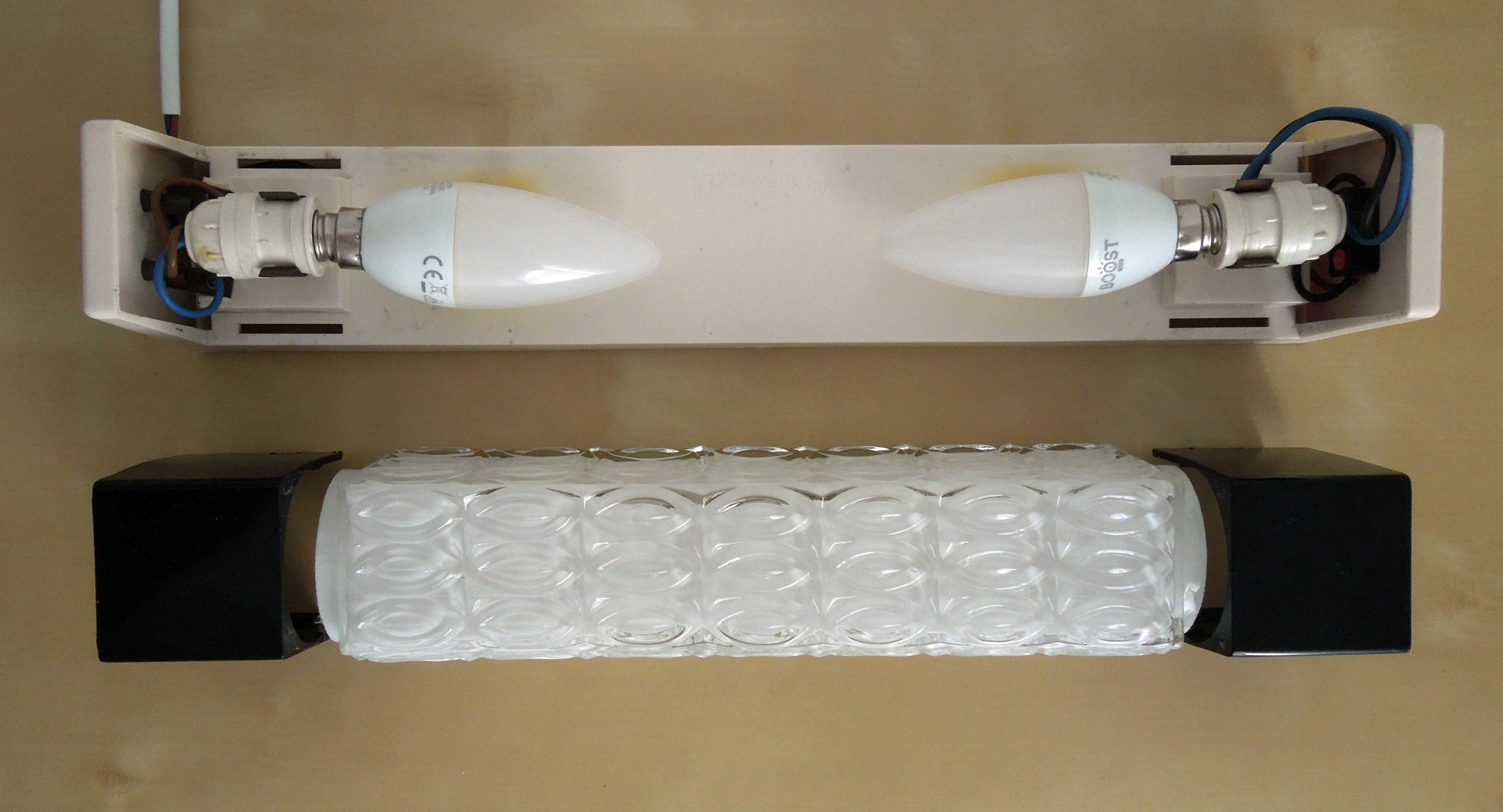Plafond / candeeiro de parede mid century vintage para casa de banho