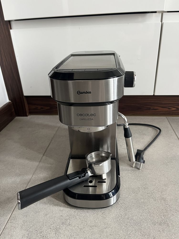 Cecotec Cafelizzia 790 Ekspres do Kawy, Srebrny/Czarny
