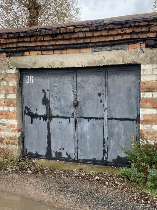 Гараж в кооперативі