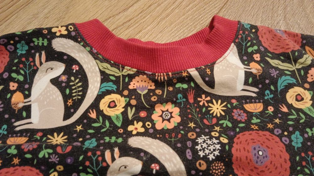 Sukienka tunika dresówka r. 122