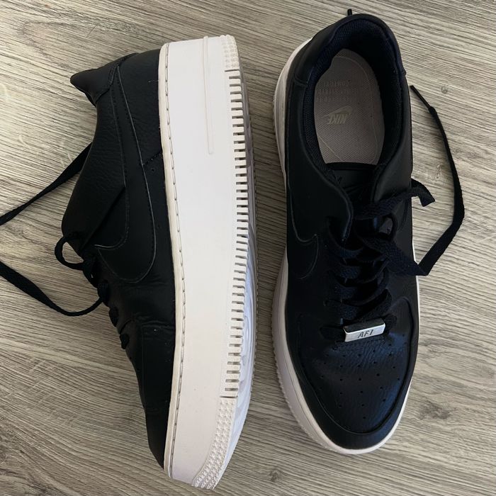 Жіночі КРОСІВКИ/КЕДИ NIKE air force 1 shadow low black/чорні