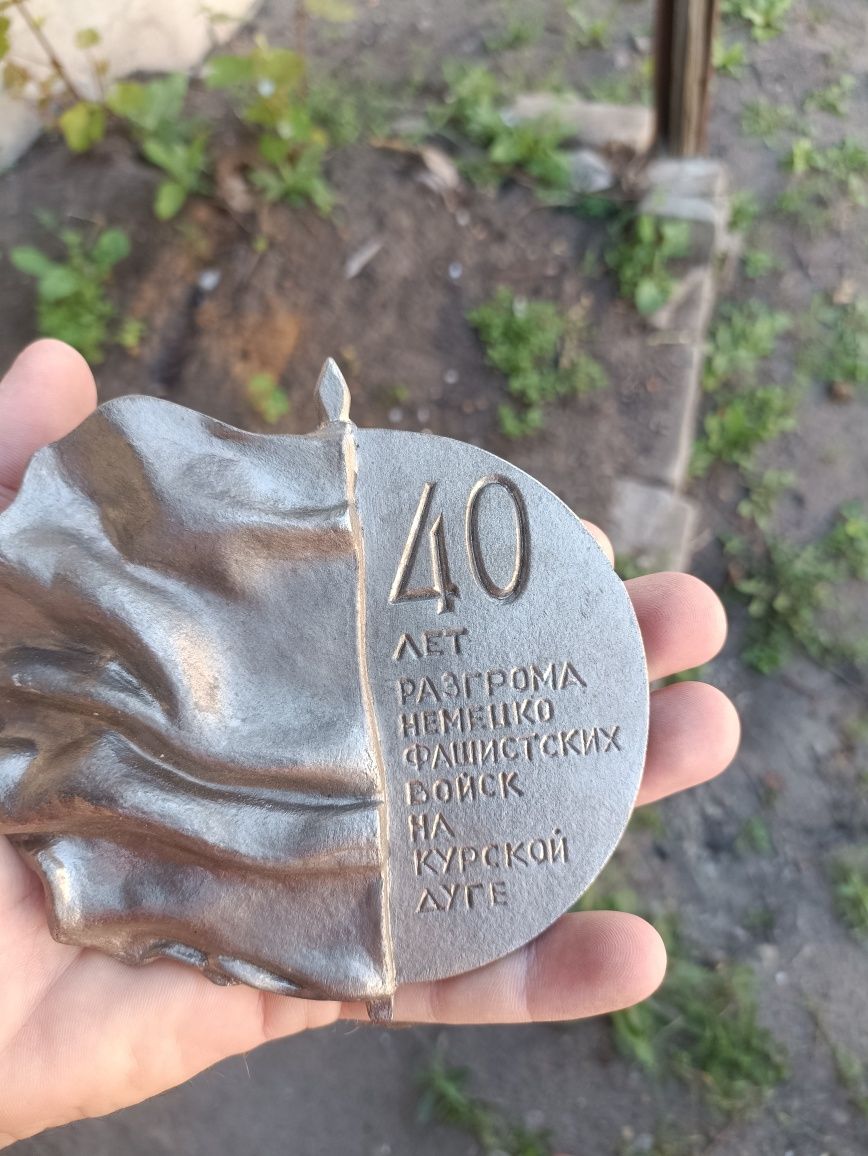 Ленин и Сталин в статуэтке