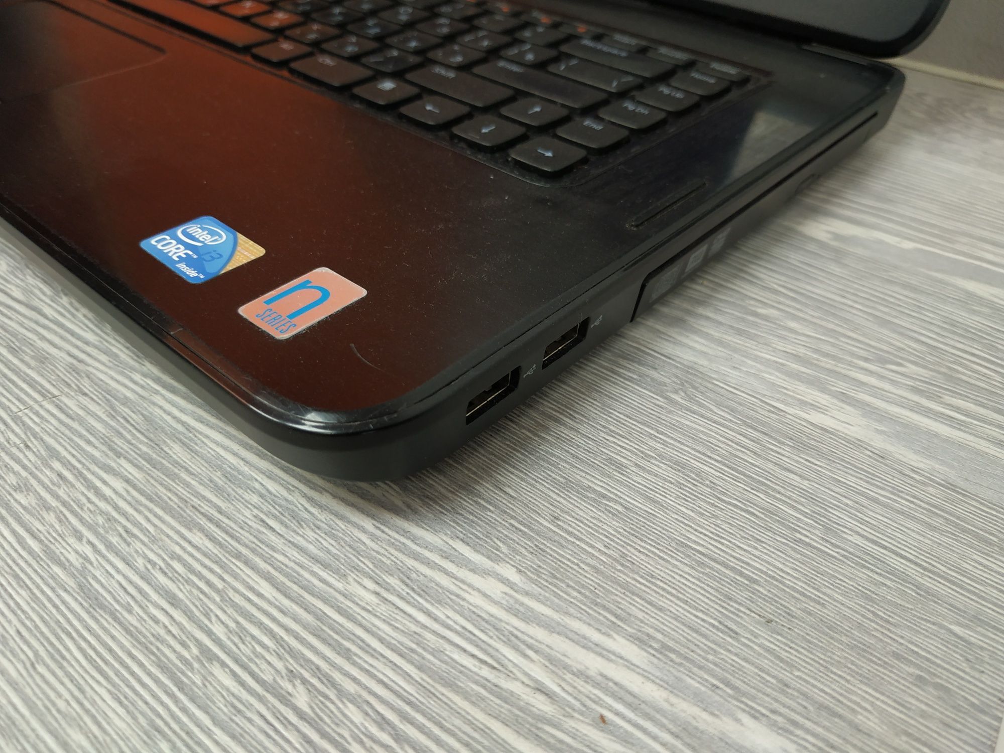Ноутбук Dell i3/6gb/hdd500