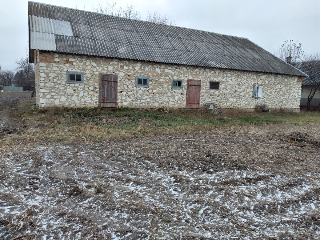 Продам незавершане будівництво