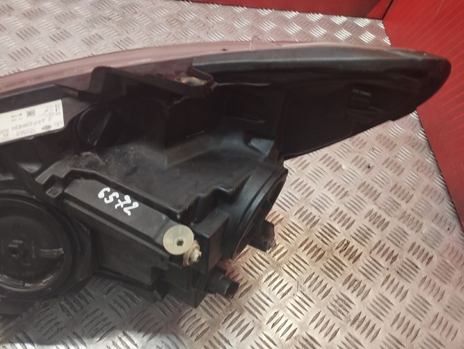 Фара передня права Mercedes Vito W447 Передняя правая Віто В4