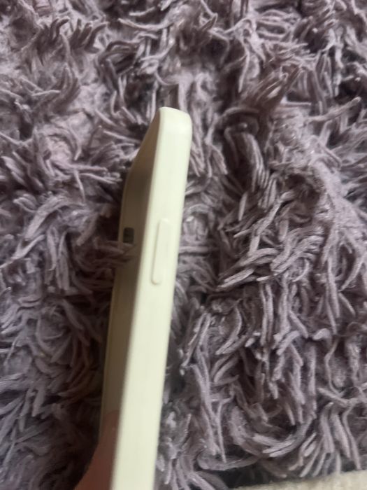 Etui na iPhone 12