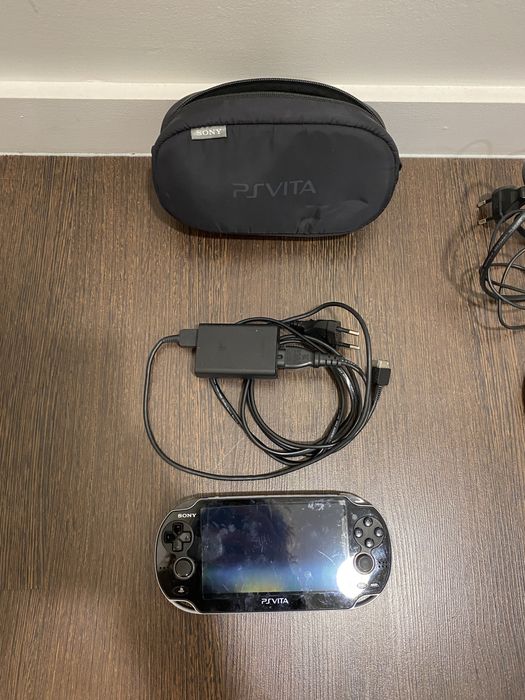 Playstation 3 Slim + PSVita + Jogos