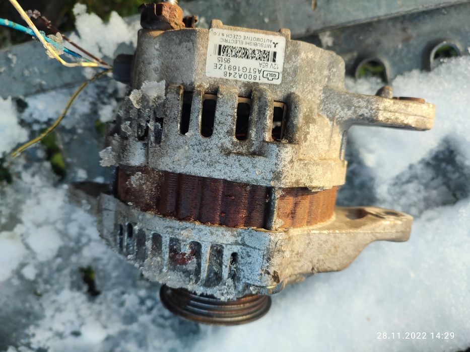 Colt 1.3B,09r, rozrusznik,alternator,komputer, przepustnica, części