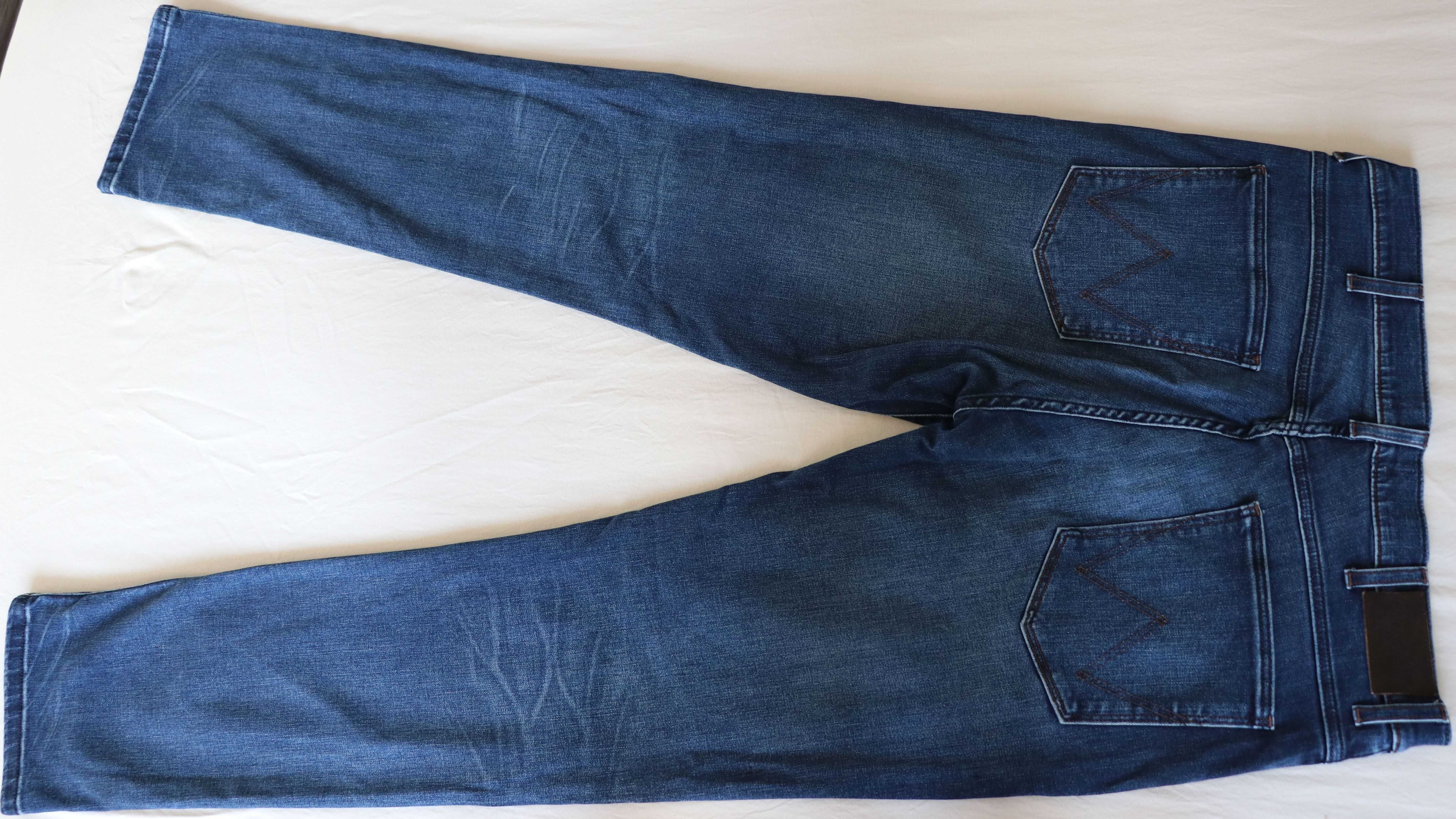 Wrangler slim fit spodnie męskie