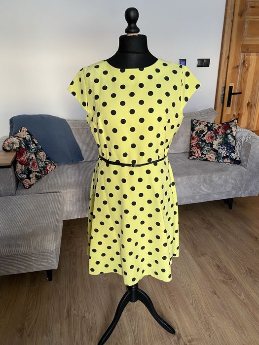 Sukienka retro żołta w grochy rozmiar 44 pin up rozkloszowana