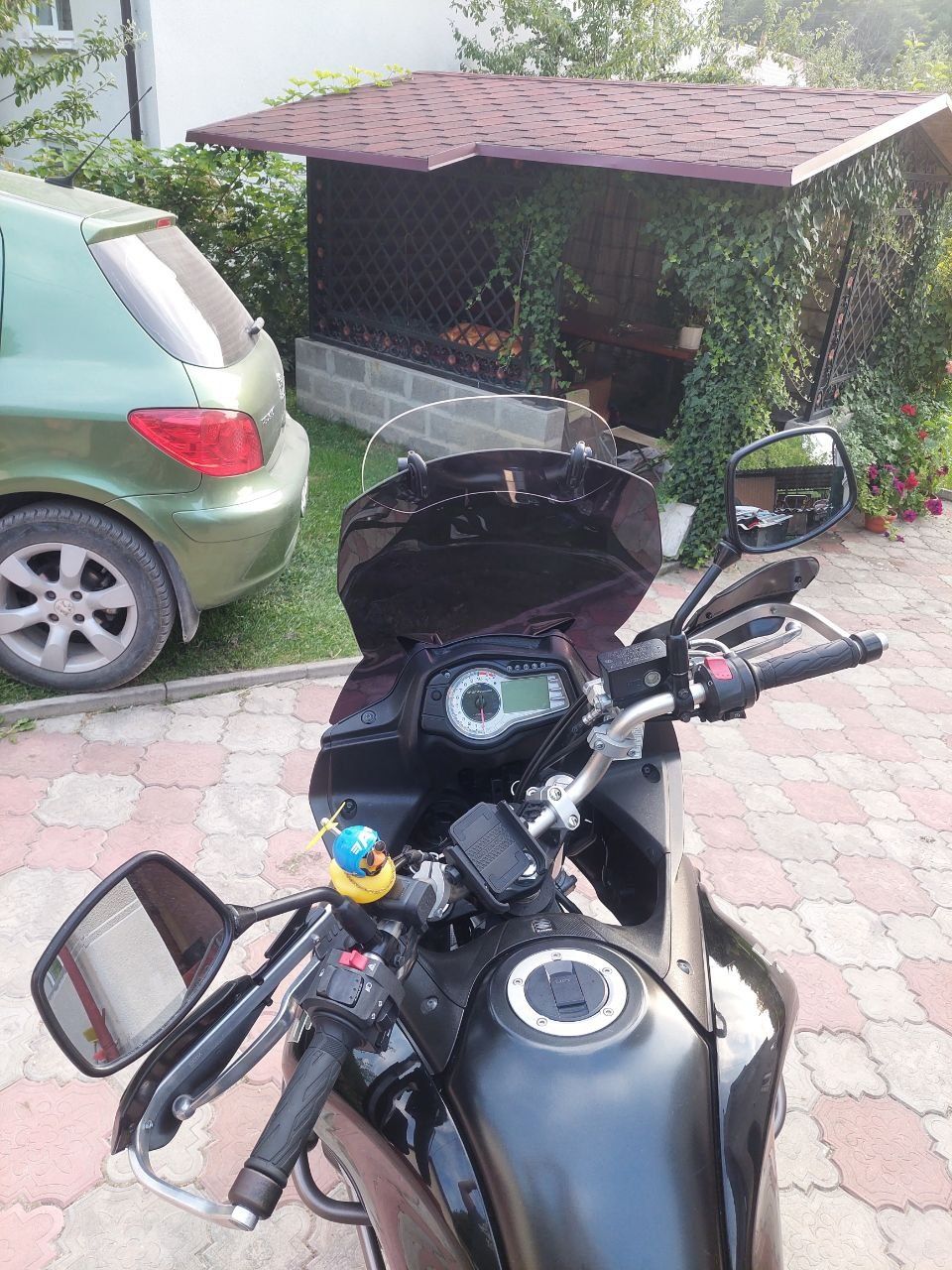 Suzuki V-strom DL 650