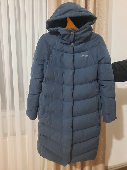 Пуховик для дівчинки